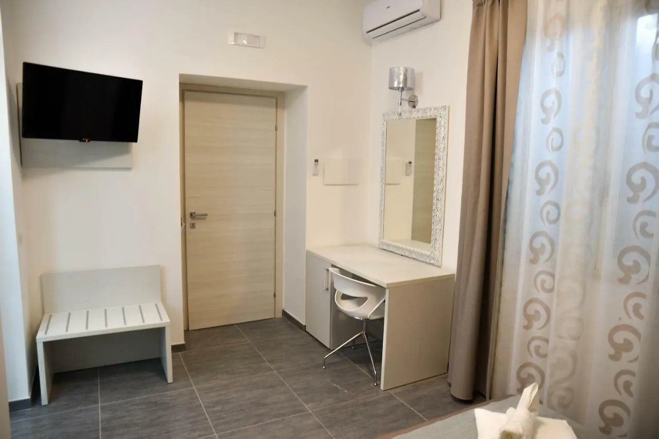 Dolcelina Home Lampedusa 0*,  Italy